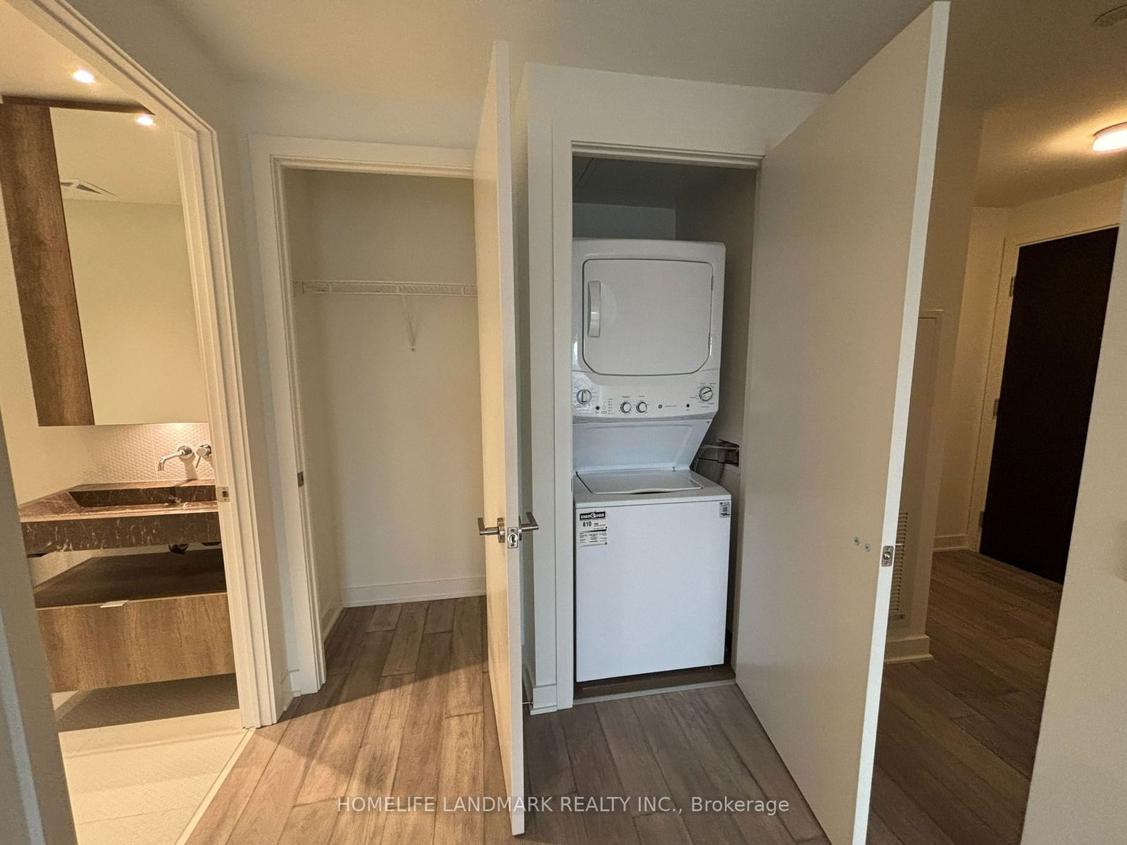 11 Yorkville Ave, unit 1614 for rent