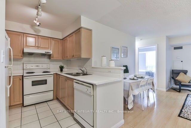 23 Lorraine Dr, unit 506 for rent