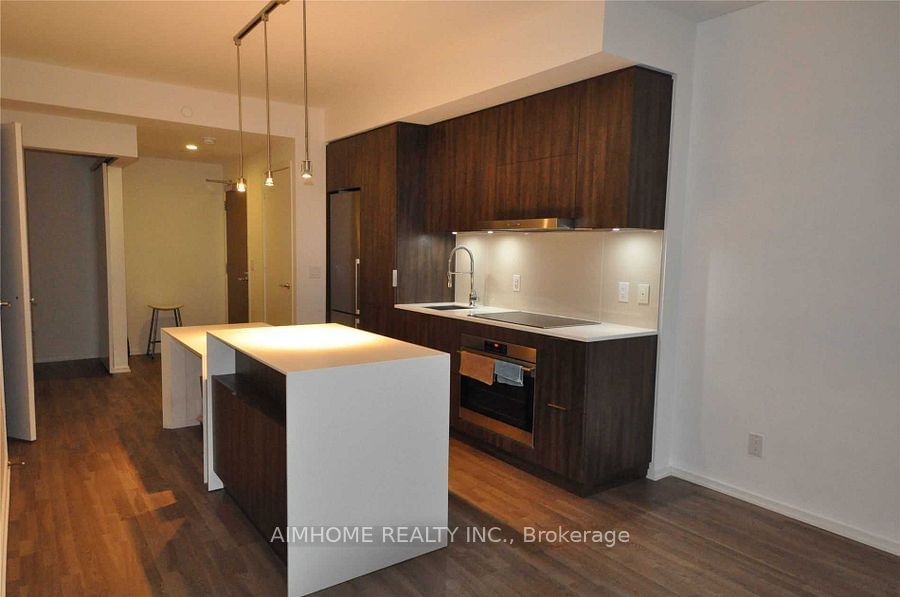 1 Bloor St E, unit 2208 for rent