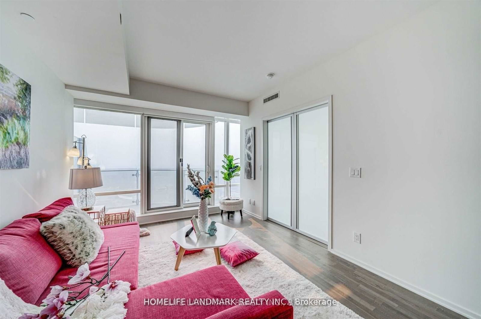 1 Bloor St E, unit 4908 for rent