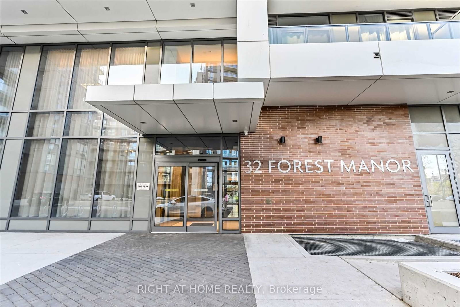 32 Forest Manor Rd, unit 1203 for rent