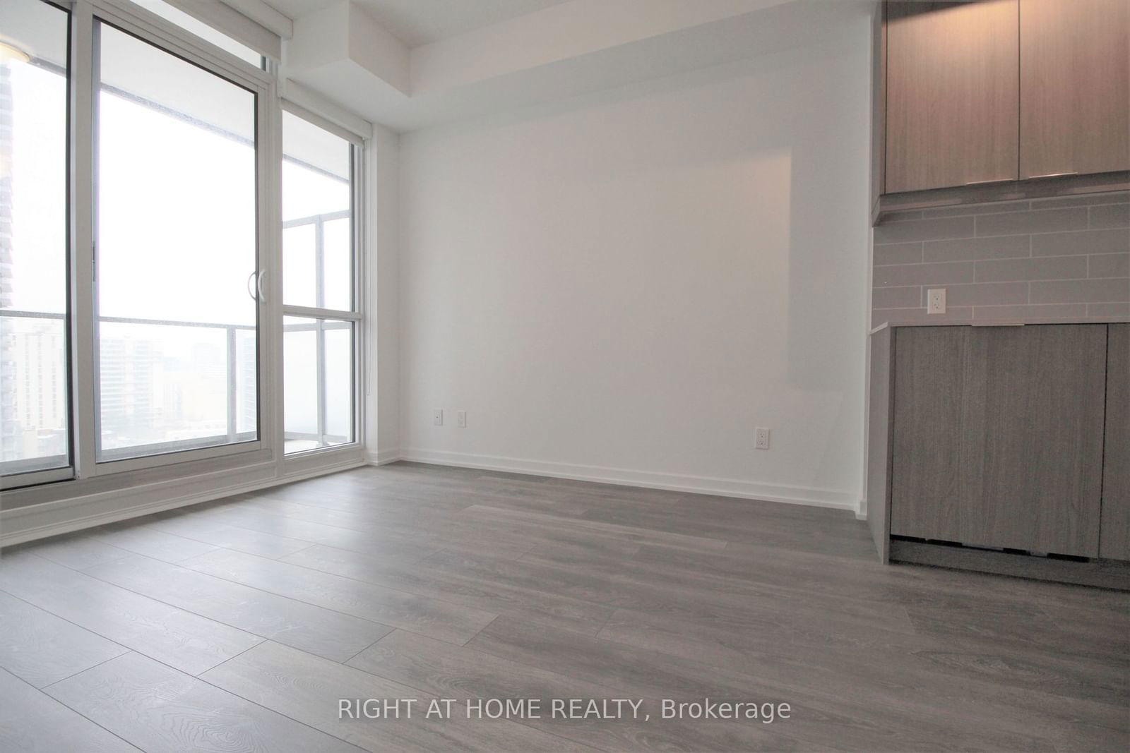 32 Forest Manor Rd, unit 1203 for rent