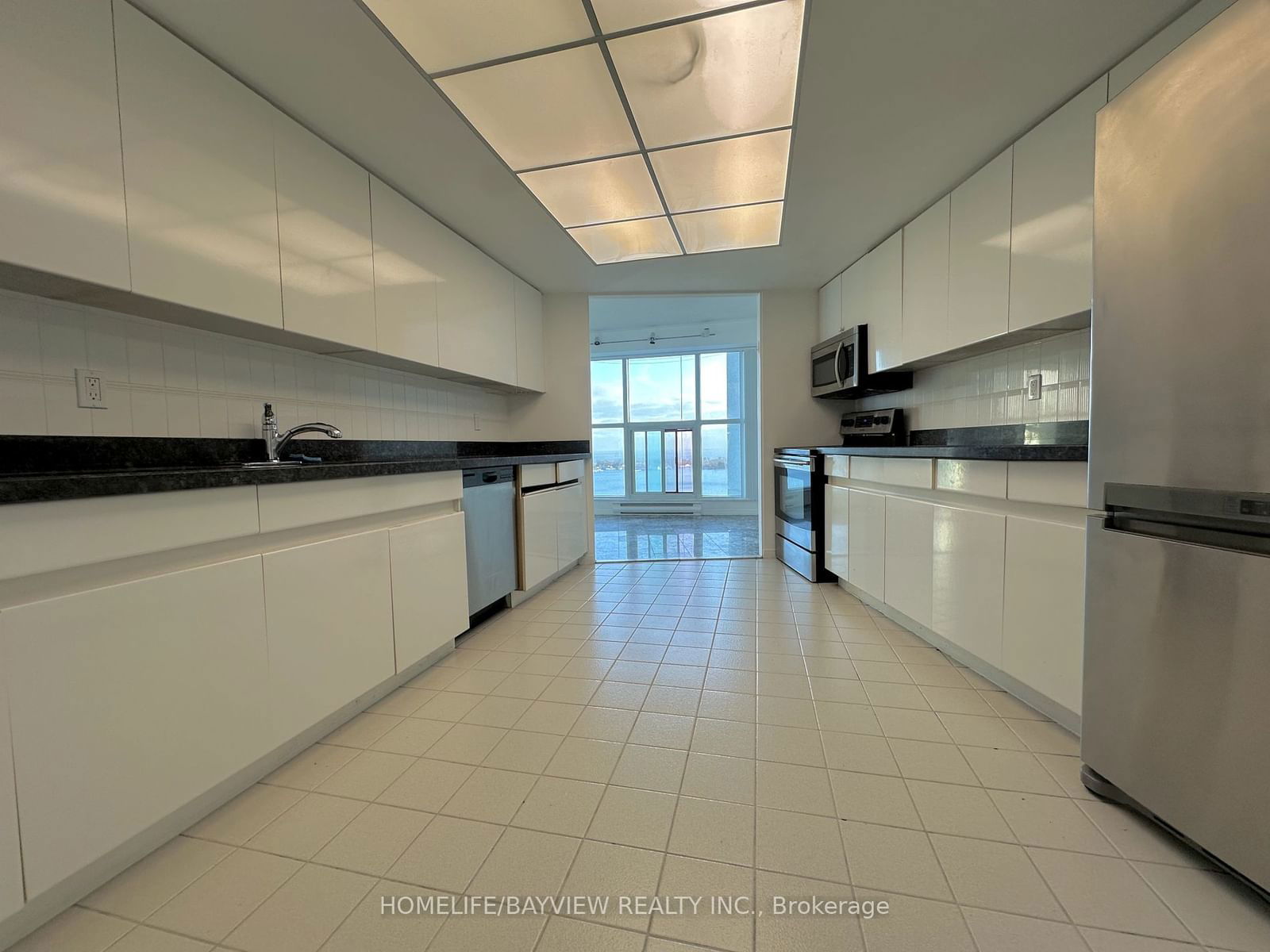 99 Harbour Sq, unit 3106 for rent