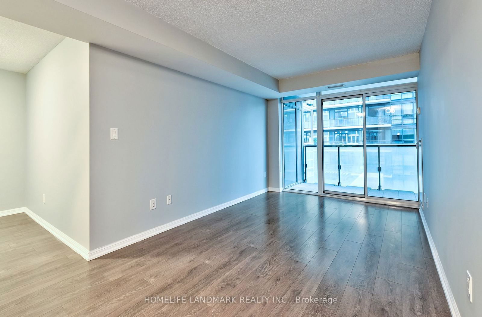 400 Adelaide St, unit 1601 for rent