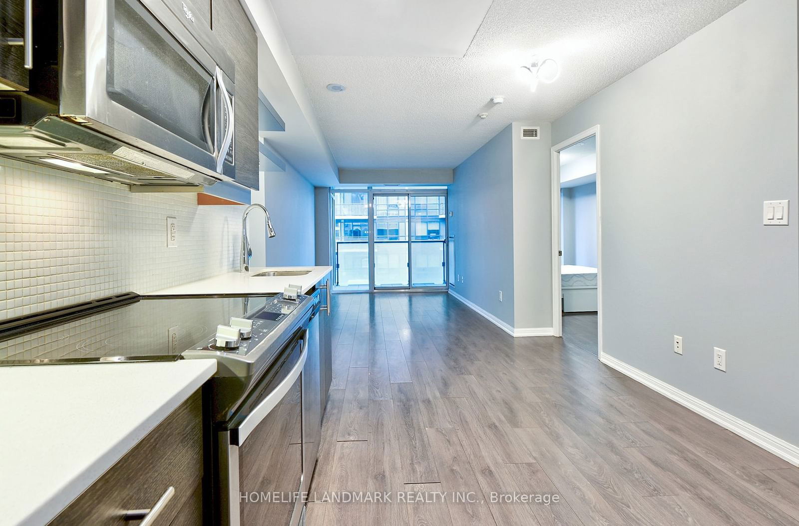 400 Adelaide St, unit 1601 for rent