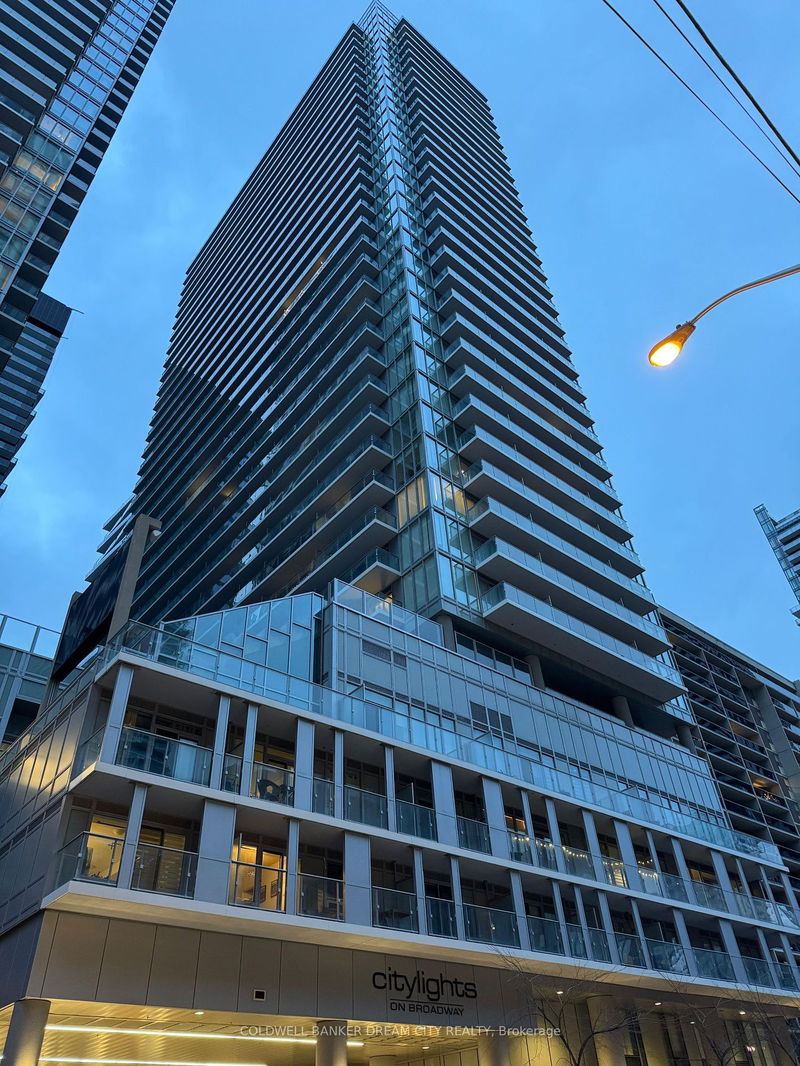 195 Redpath Ave, unit 3214 for rent