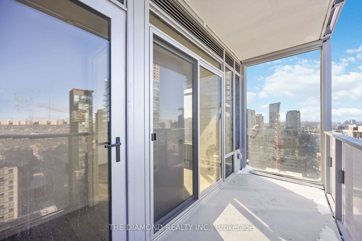 11 Yorkville Ave, unit 1903 for rent