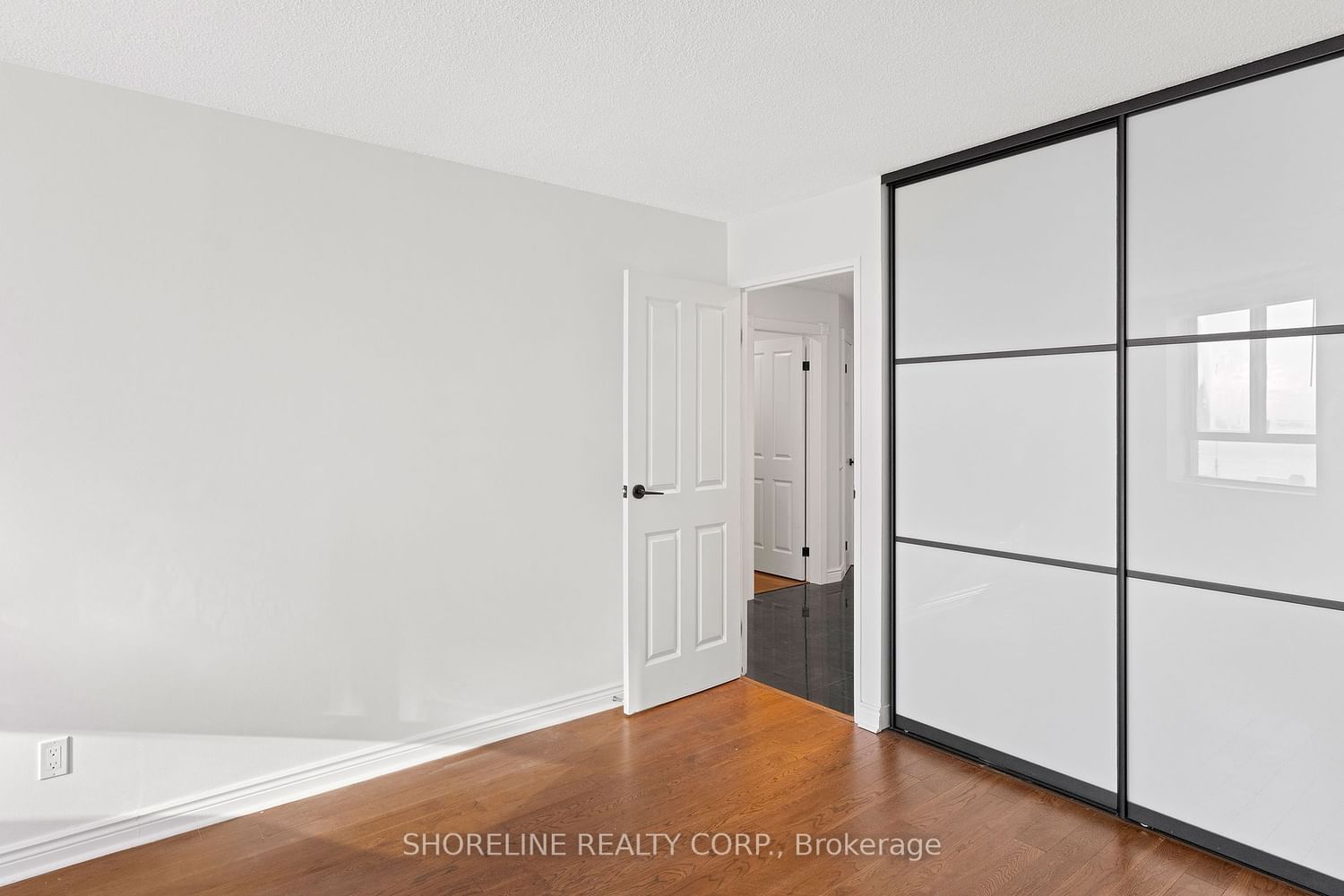 250 Queens Quay W, unit 1208 for rent