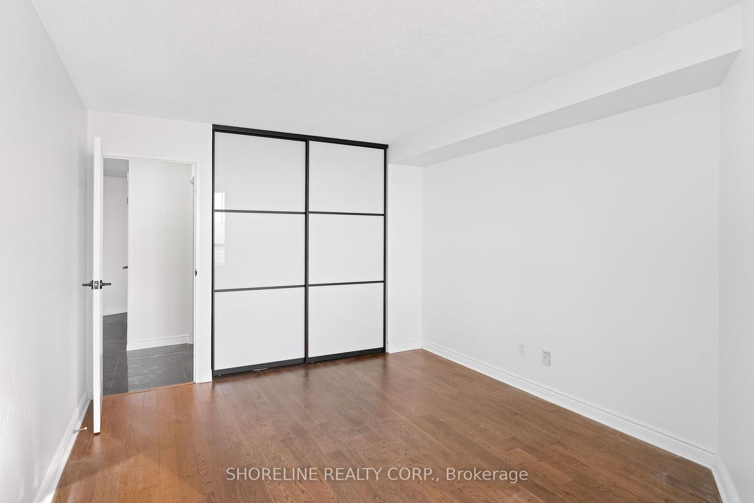 250 Queens Quay W, unit 1208 for rent