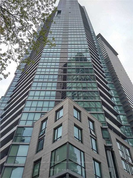 45 Charles St, unit 3908 for rent