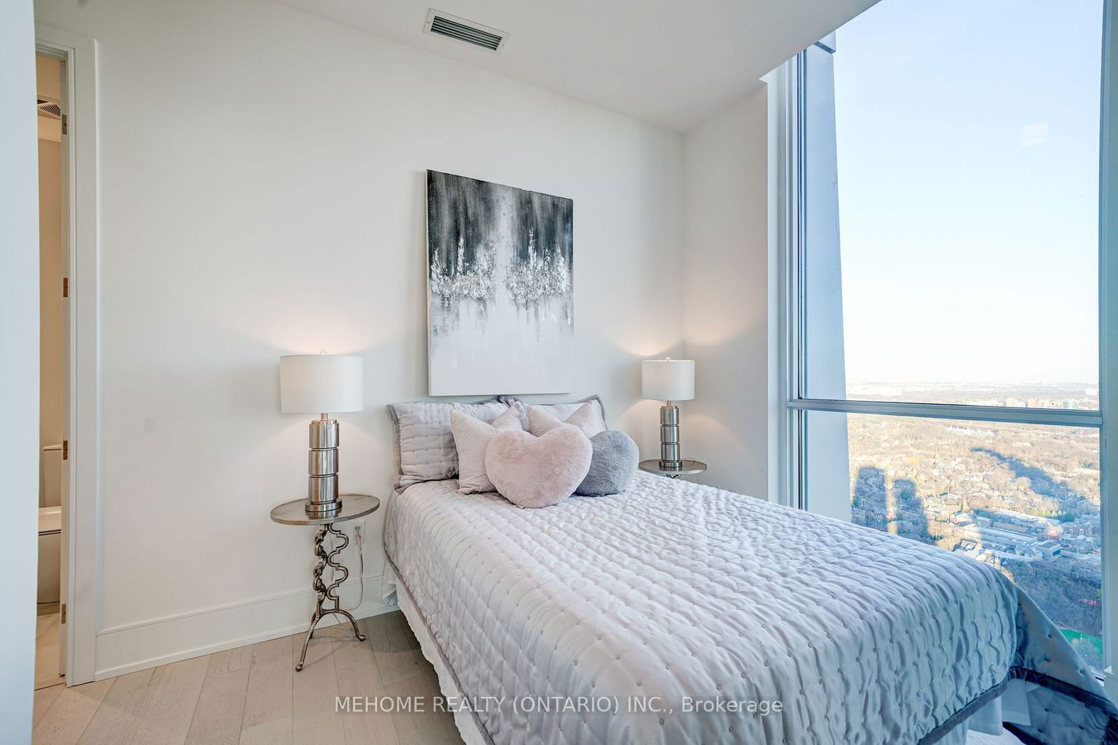 1 Yorkville Ave, unit Ph06 for sale