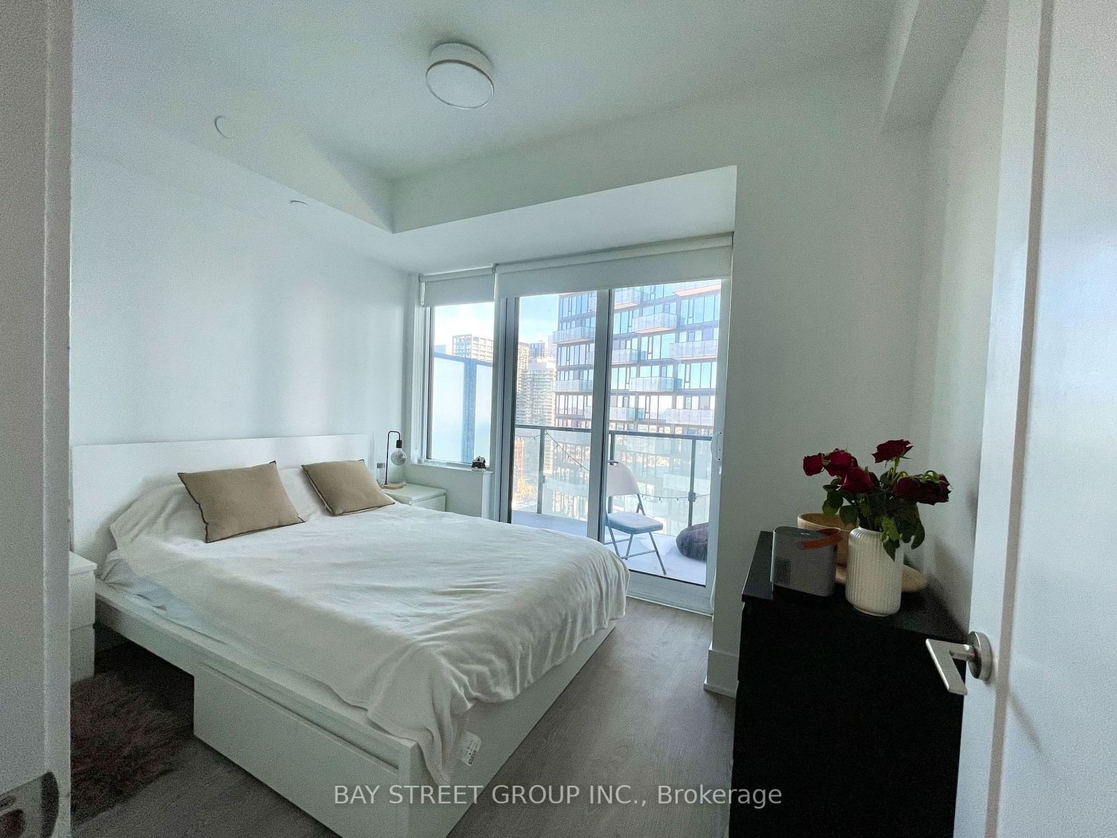 470 Front St W, unit 2010 for rent