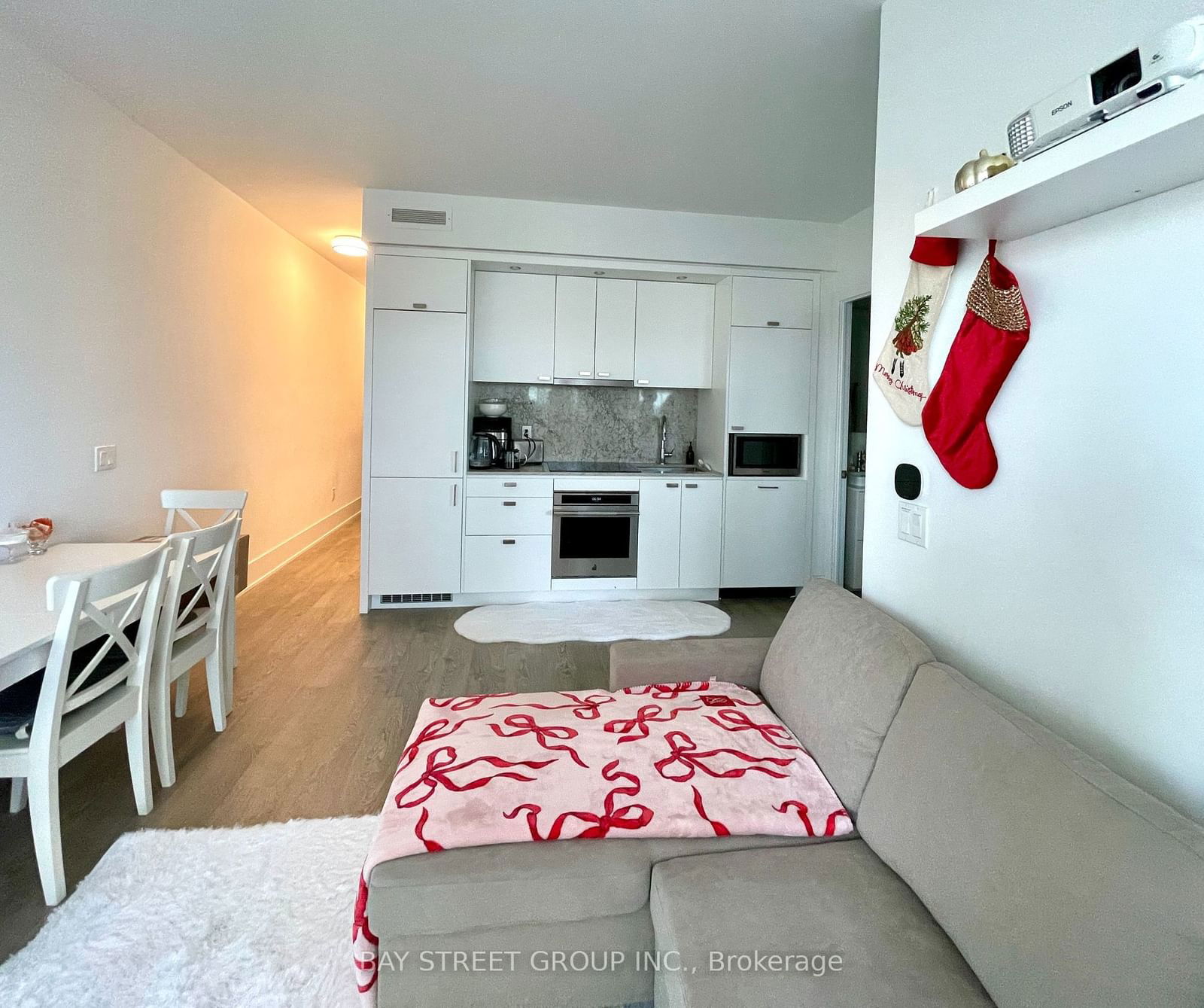 470 Front St W, unit 2010 for rent