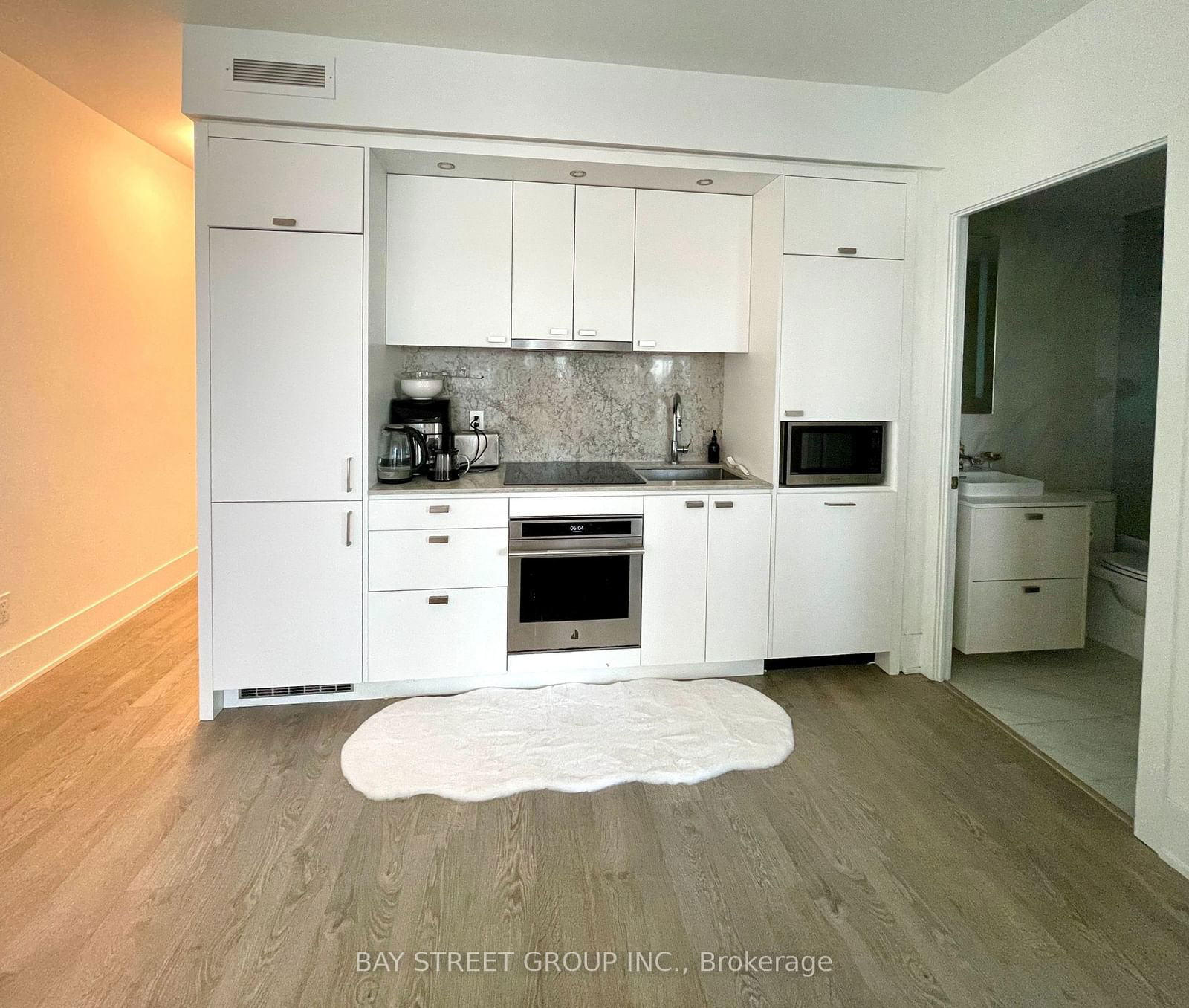 470 Front St W, unit 2010 for rent