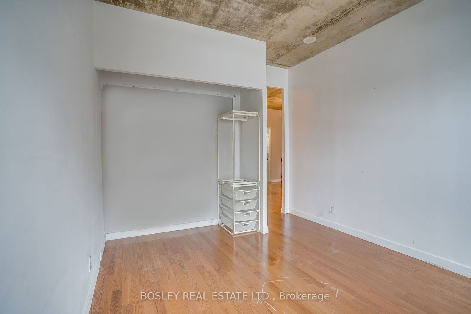 1 Shaw St, unit 605 for rent