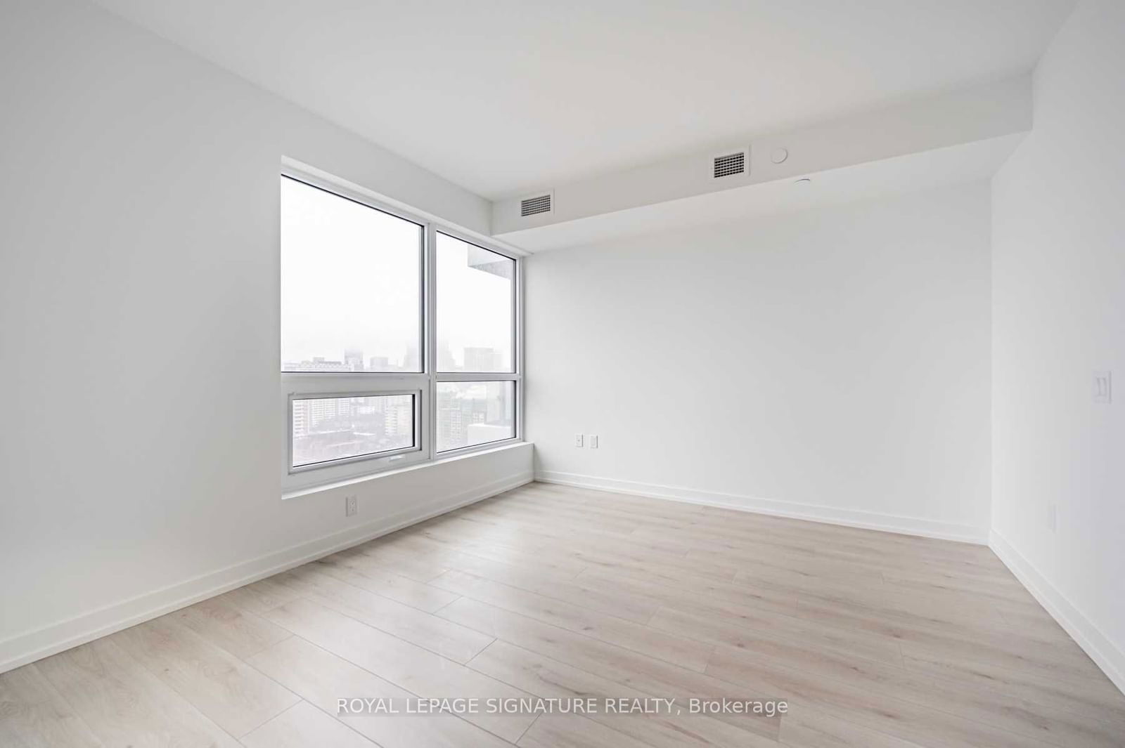 395 Bloor St E, unit 1712 for rent