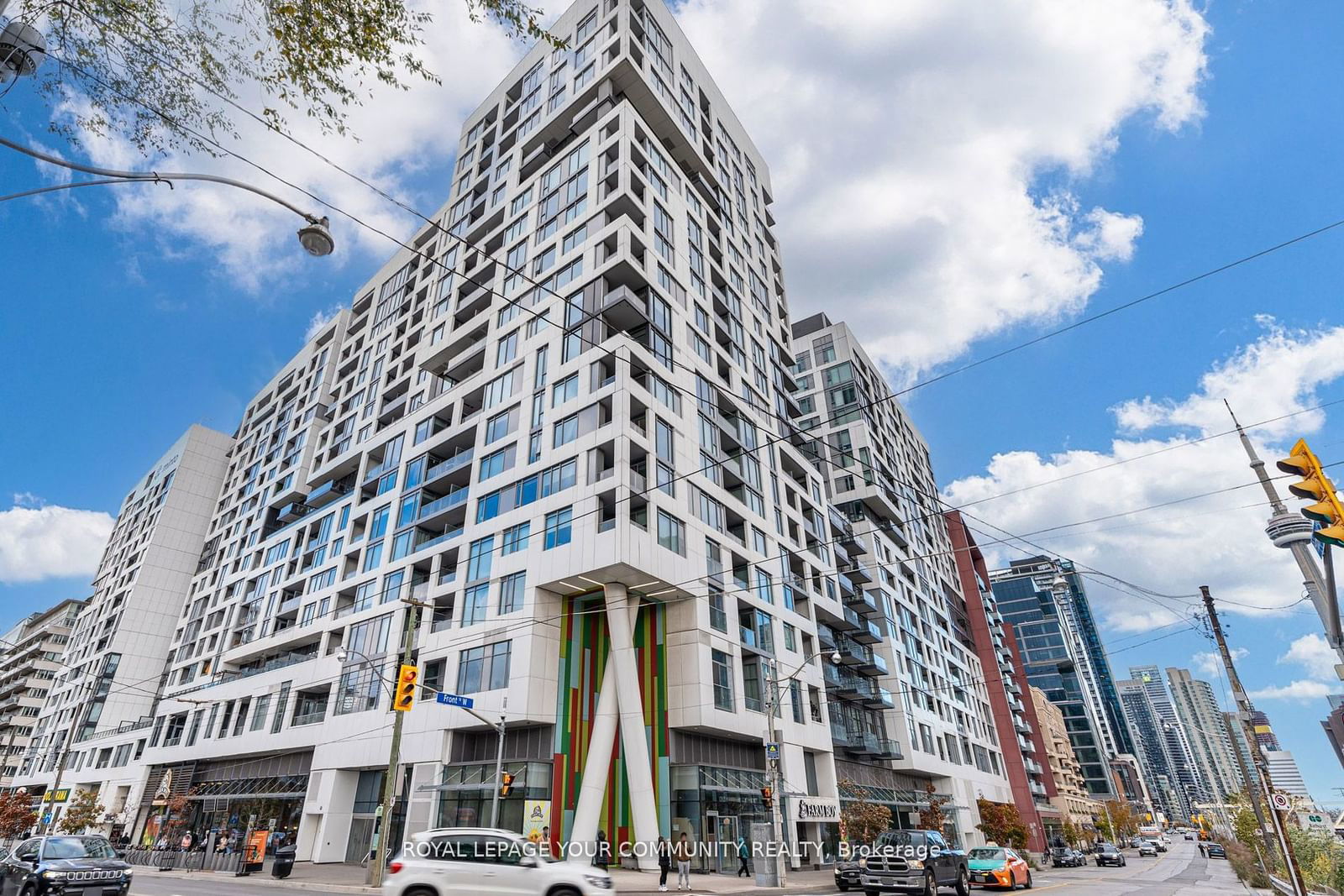 27 Bathurst St W, unit 1516 for sale