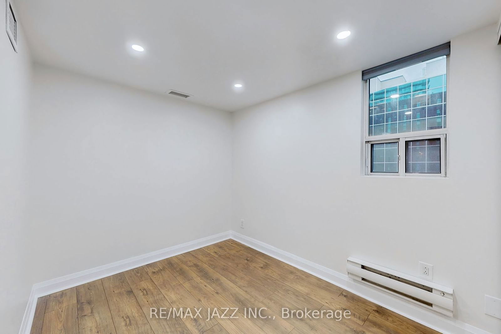 18 Merton St, unit 504 for rent