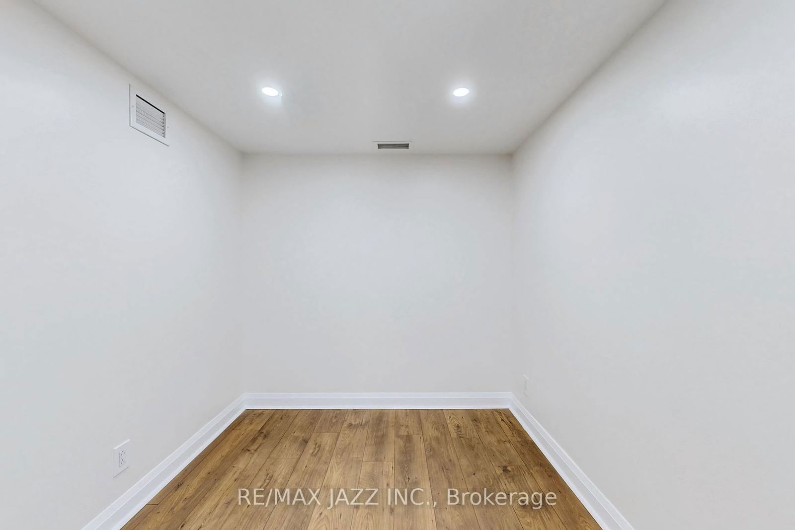 18 Merton St, unit 504 for rent