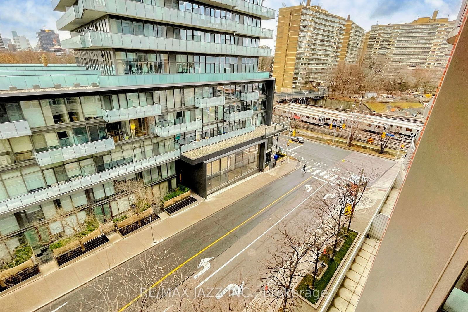 18 Merton St, unit 504 for rent