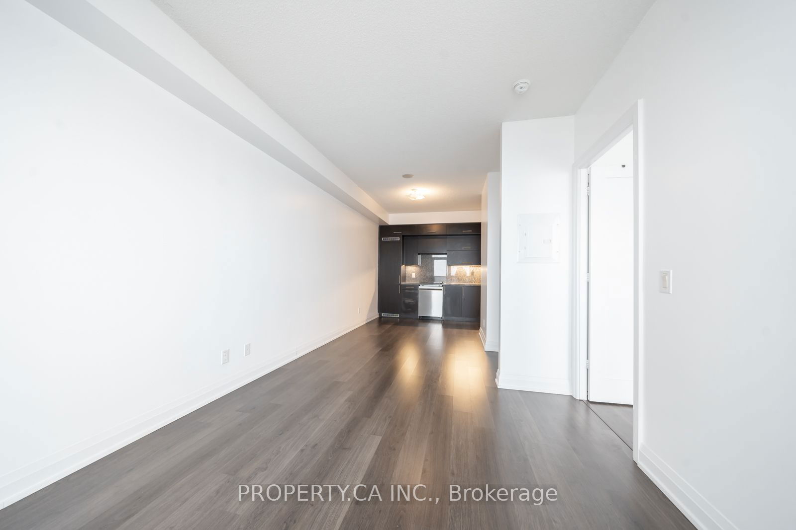 5 Sheppard Ave E, unit 4221 for rent