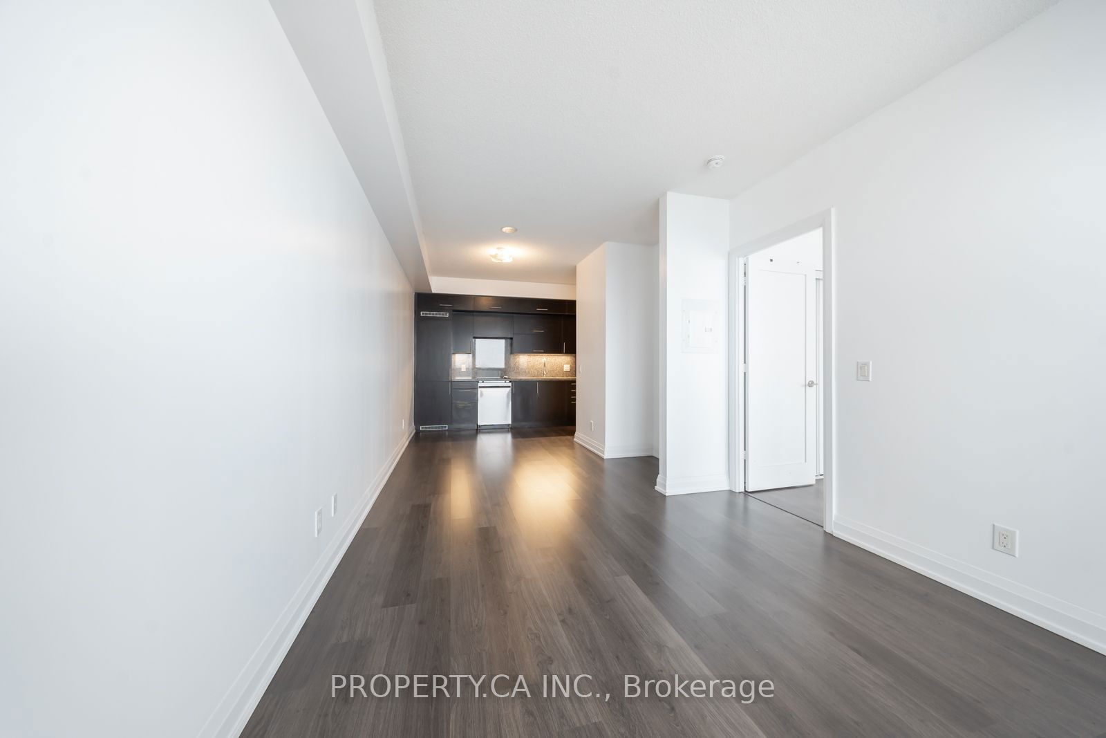 5 Sheppard Ave E, unit 4221 for rent