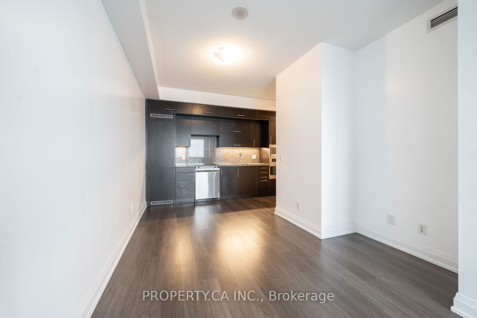 5 Sheppard Ave E, unit 4221 for rent