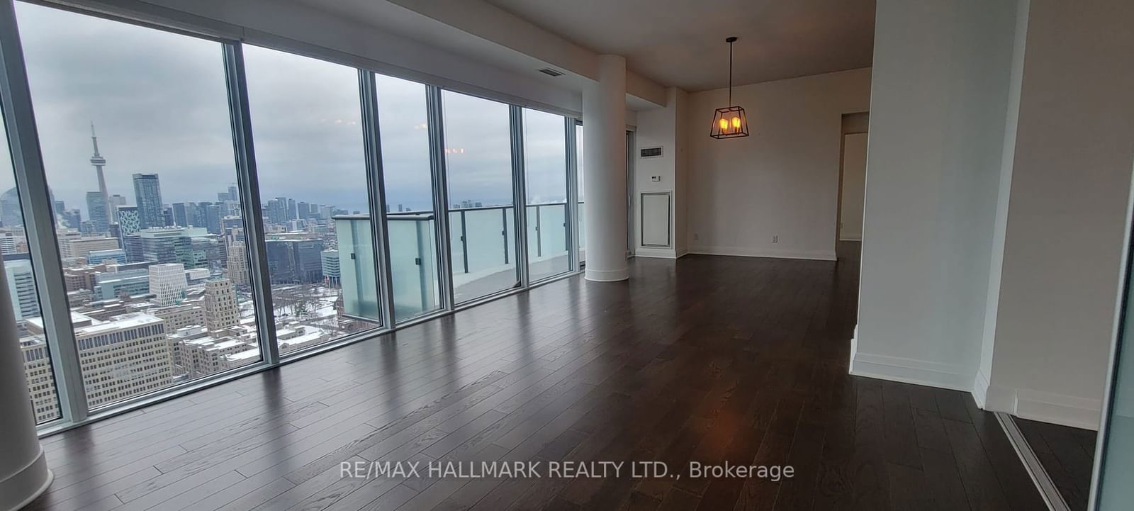 65 St Mary St, unit 4101 for rent