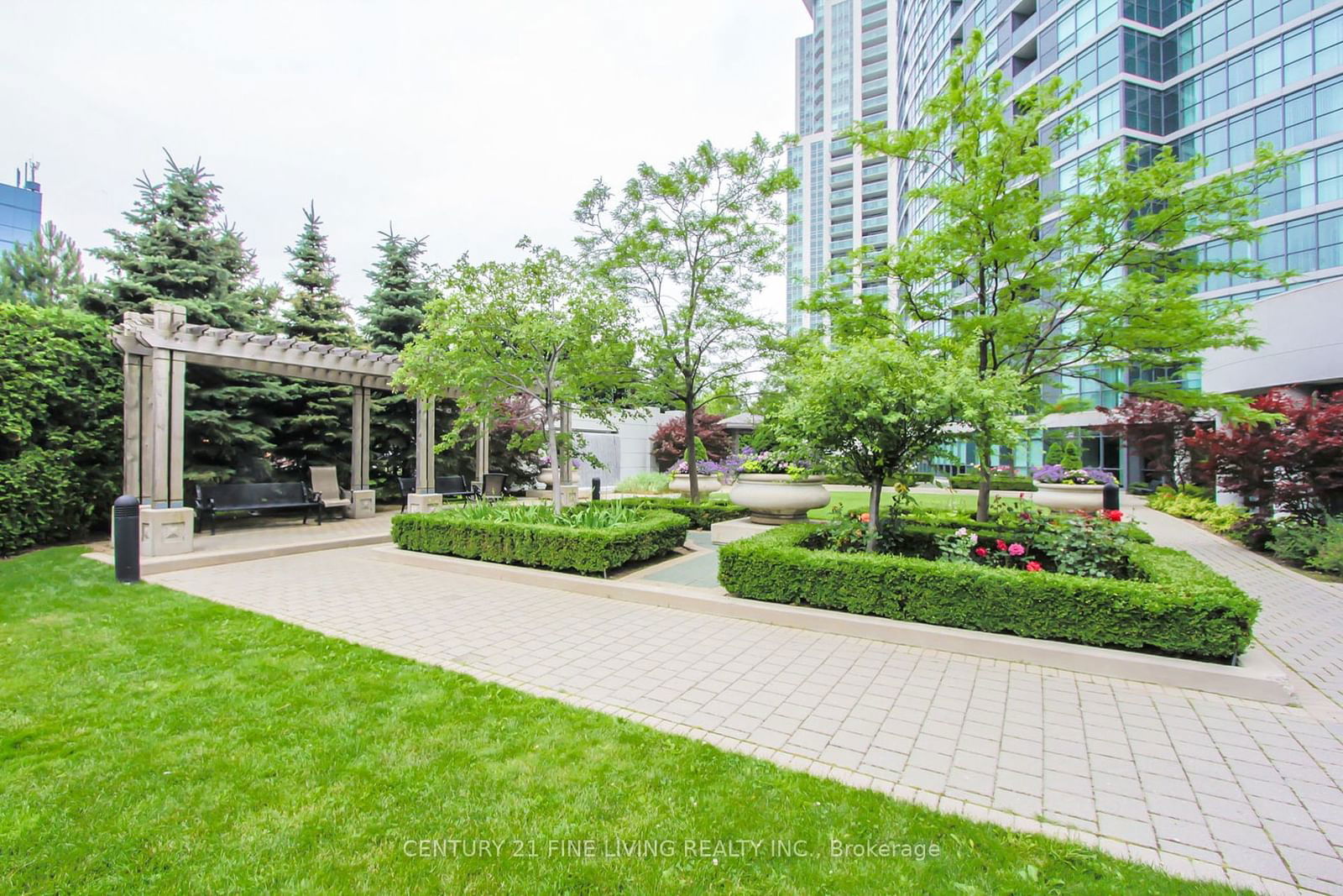 30 Harrison Garden Blvd, unit 2801 for sale