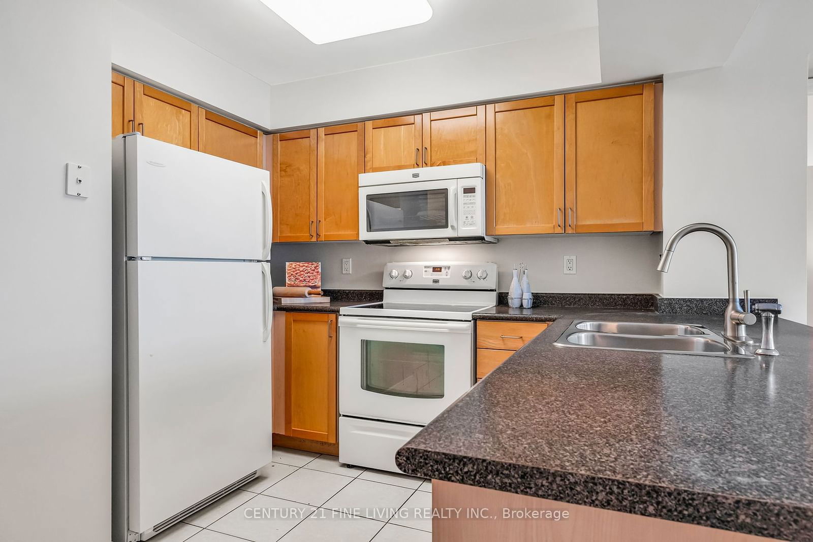 30 Harrison Garden Blvd, unit 2801 for sale