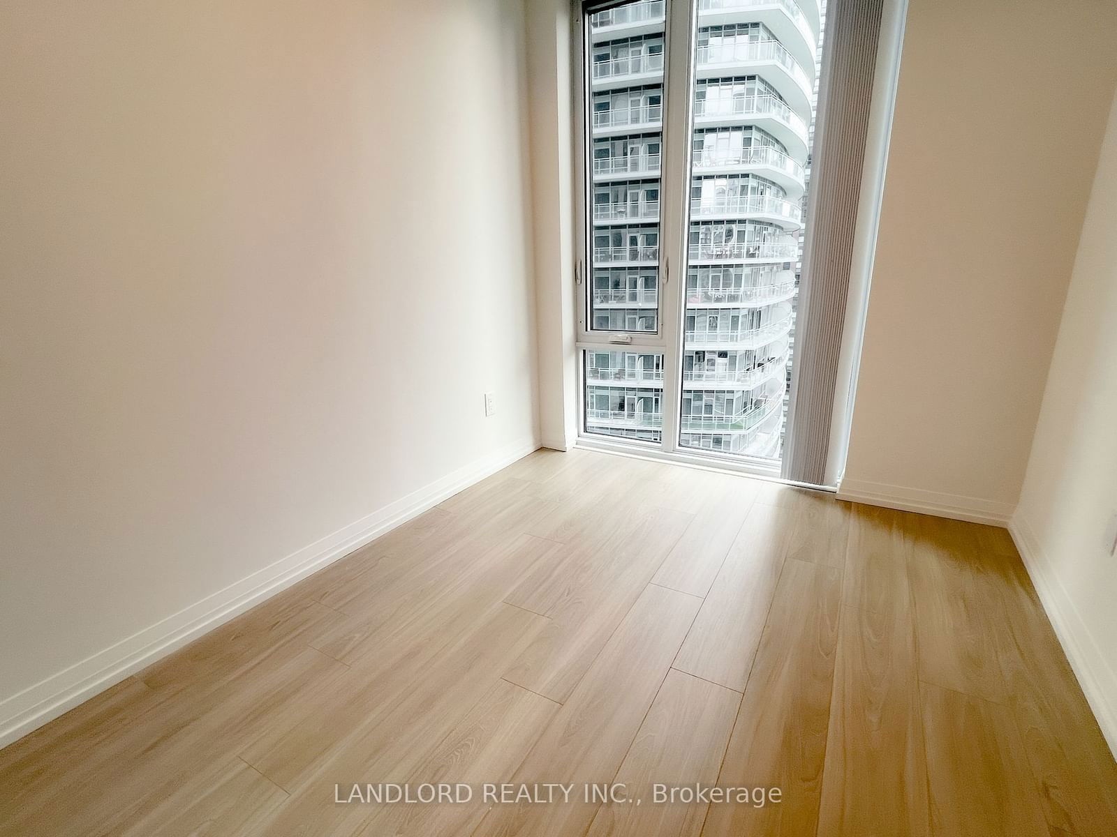 8 Widmer St, unit 3309 for rent