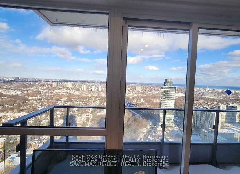 395 Bloor St E, unit 4208 for rent