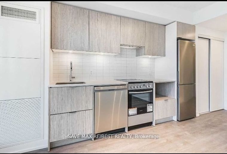 395 Bloor St E, unit 4208 for rent