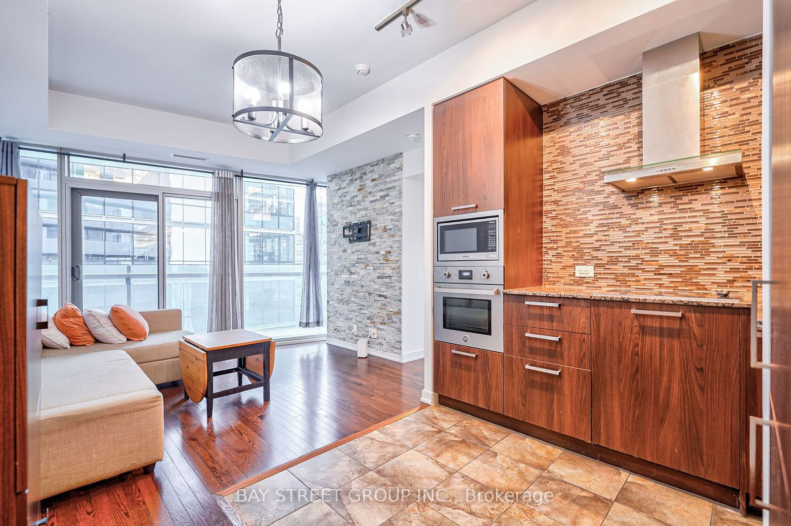 14 York St, unit 3410 for sale