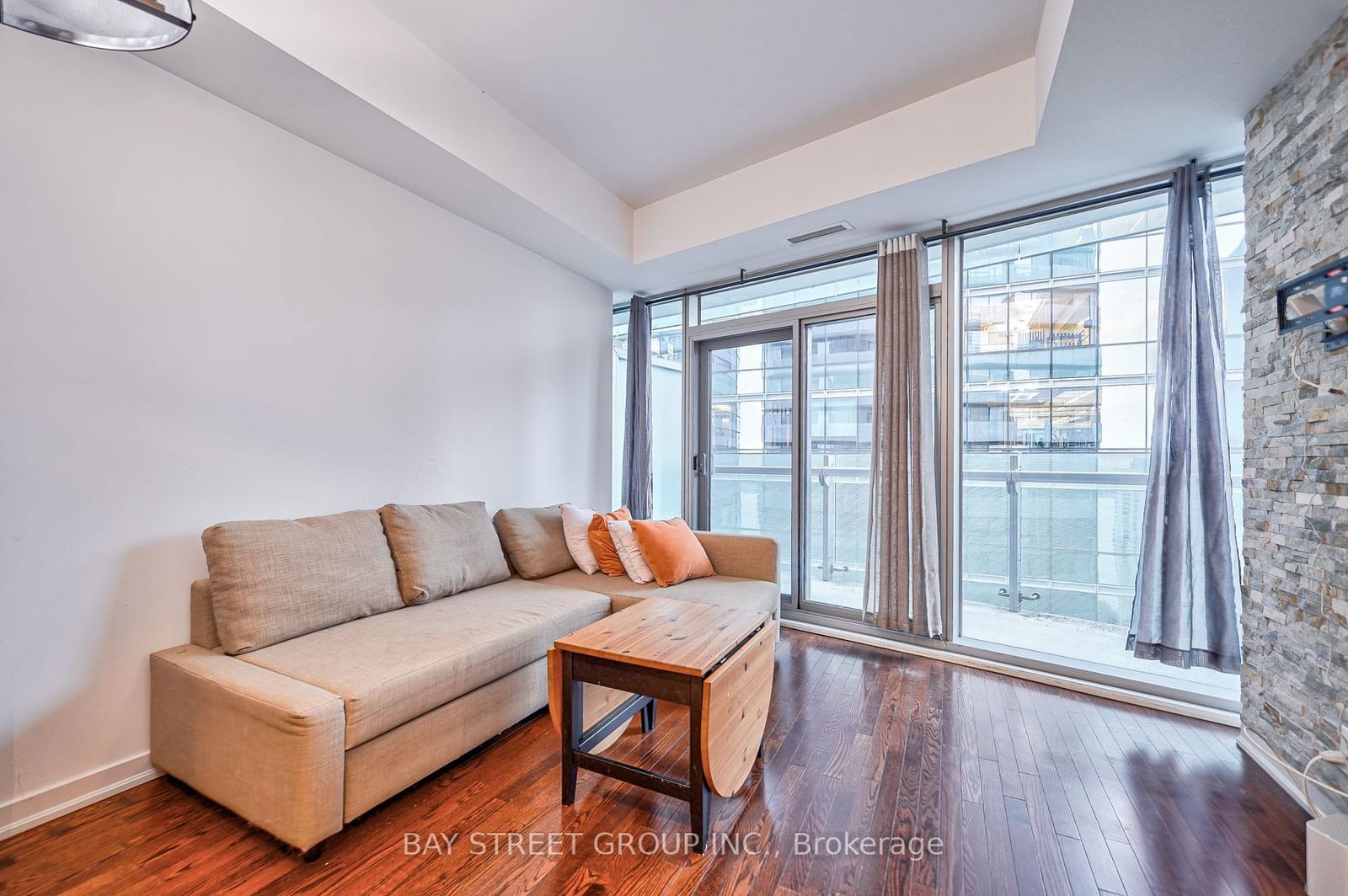 14 York St, unit 3410 for sale