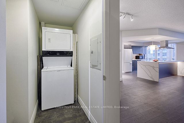 35 Finch Ave E, unit 902 for rent