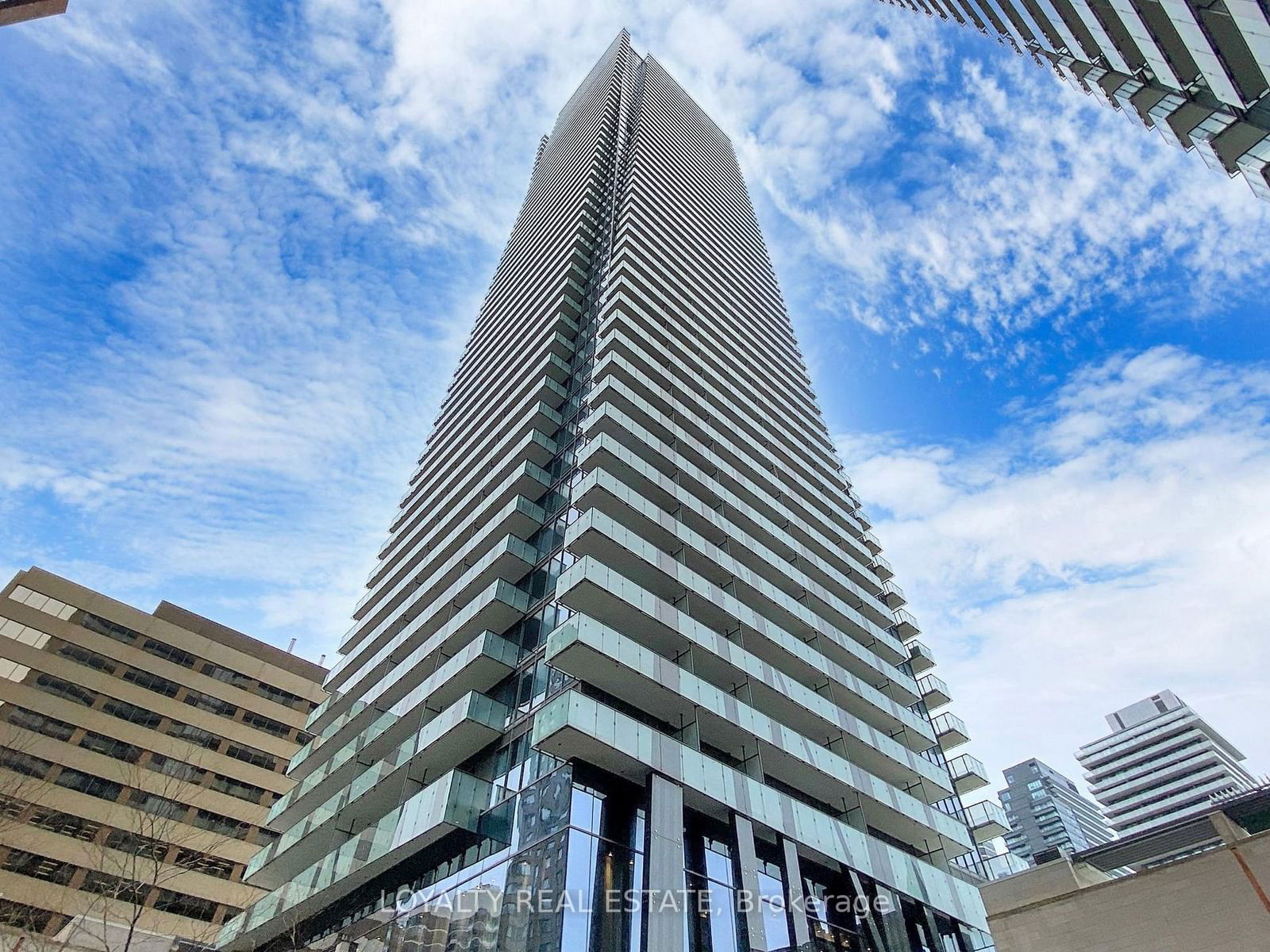 1080 Bay St, unit 5003 for sale