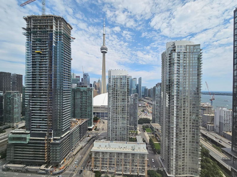 15 Fort York Blvd, unit 4009 for rent