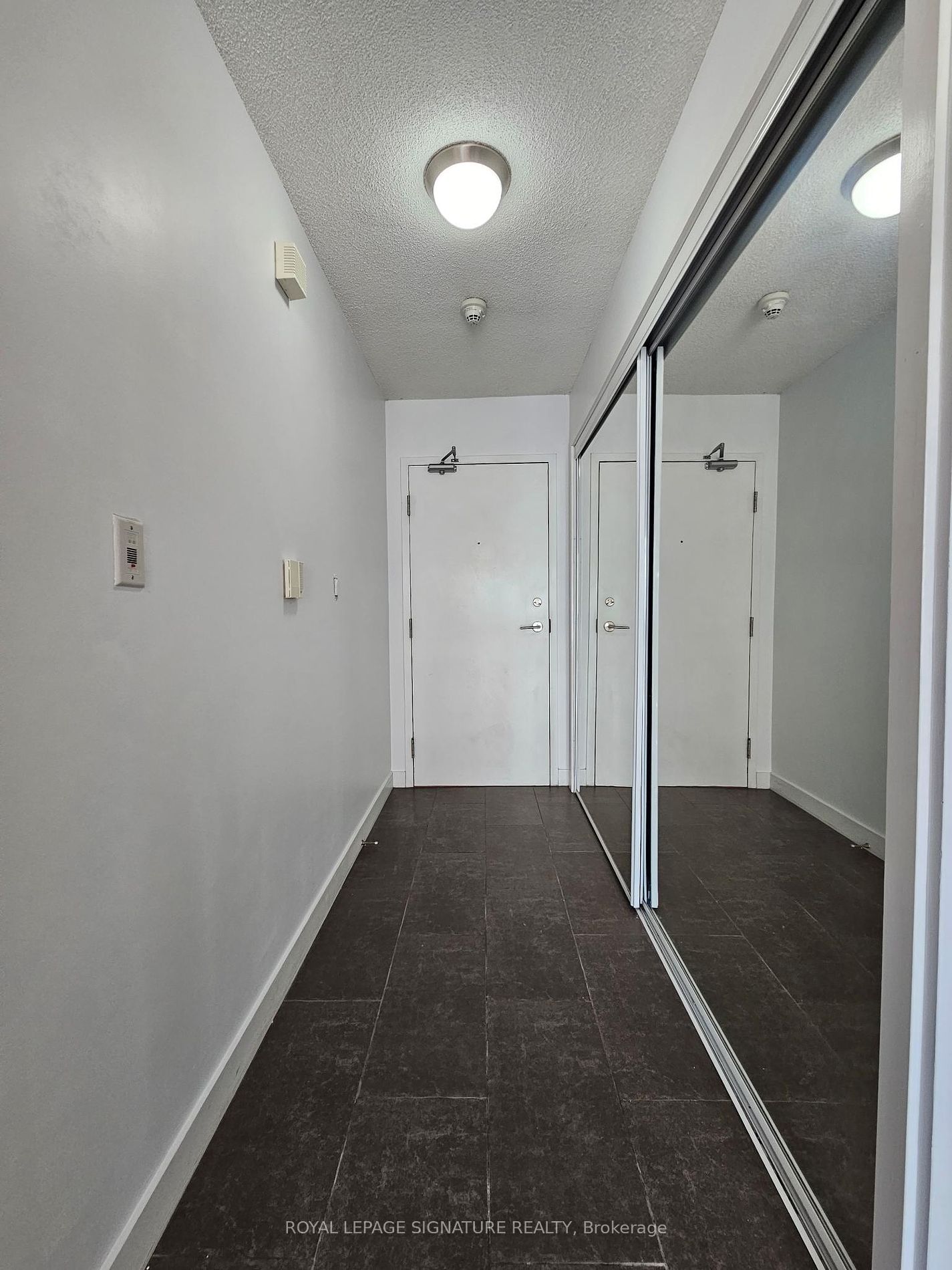 15 Fort York Blvd, unit 4009 for rent