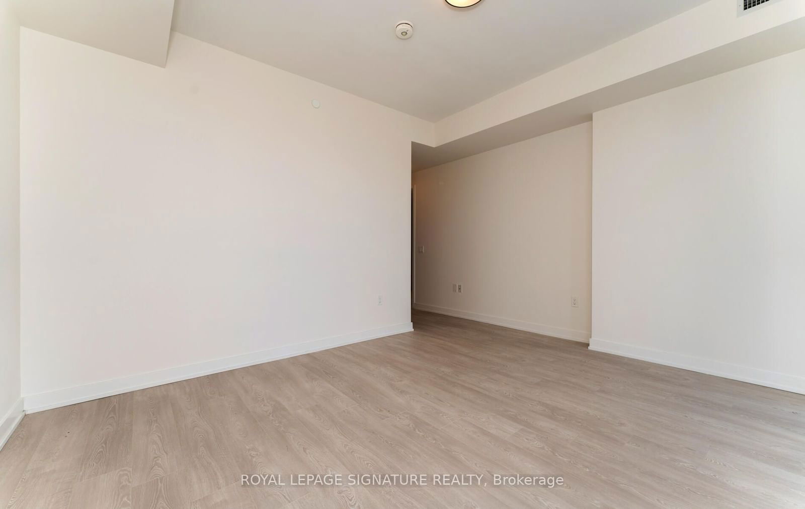 15 Queens Quay E, unit 3305 for rent