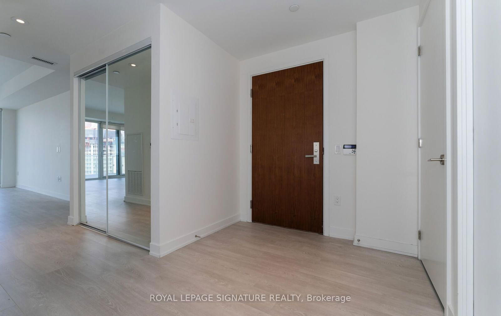 15 Queens Quay E, unit 3305 for rent