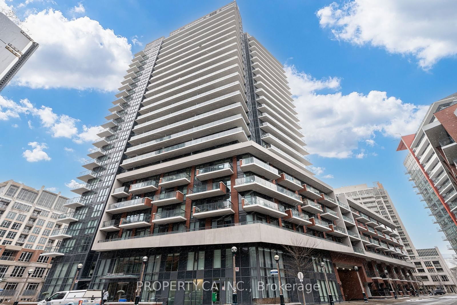 38 Iannuzzi St, unit 1008 for rent