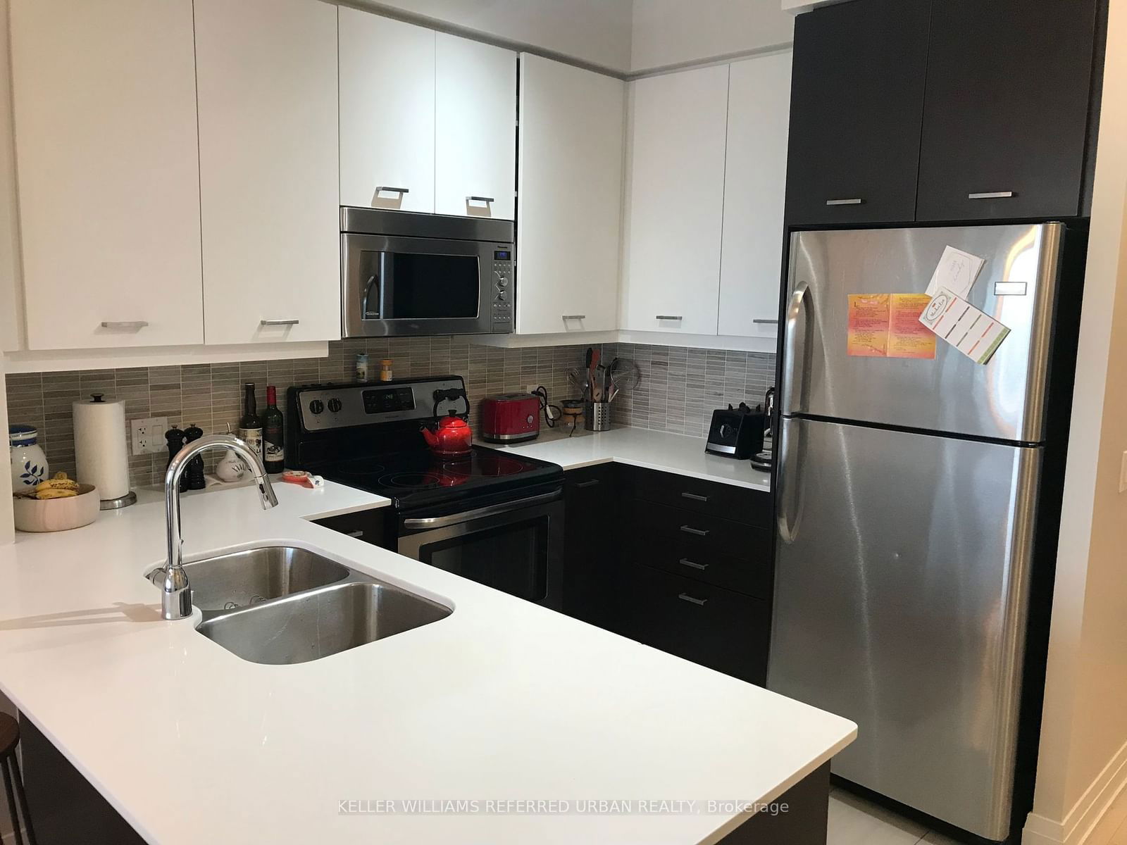 530 St Clair Ave W, unit 501 for rent