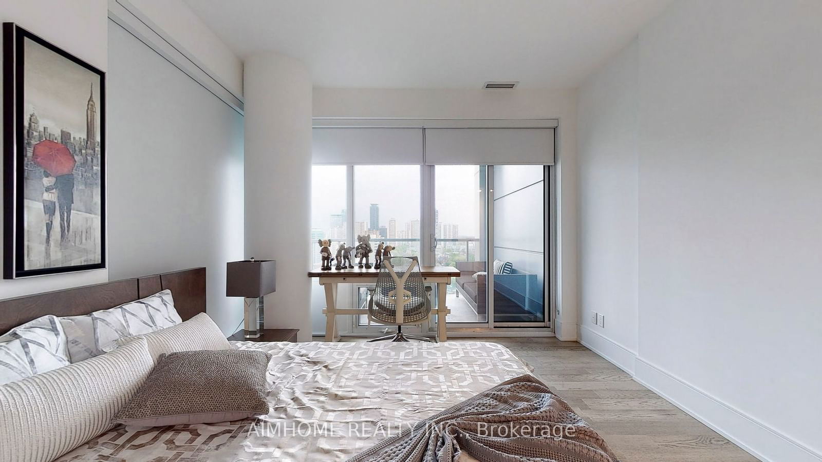 1 Gloucester St, unit 1816 for sale