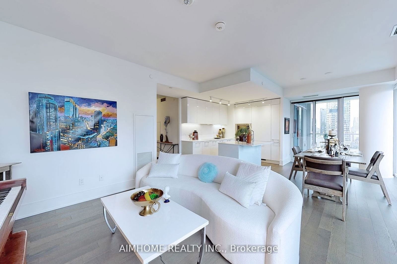 1 Gloucester St, unit 1815 for sale