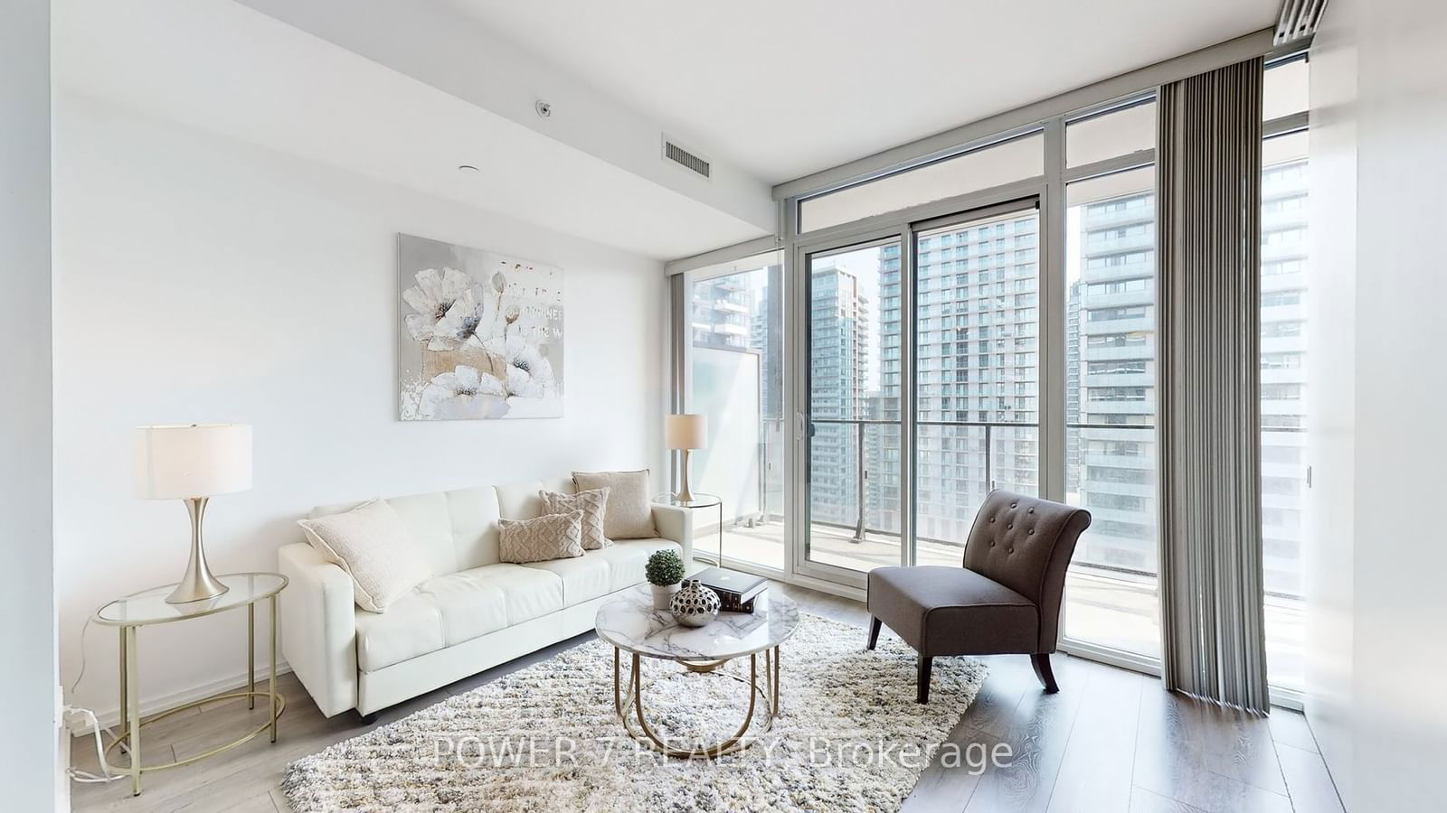 125 Peter St, unit 3111 for rent