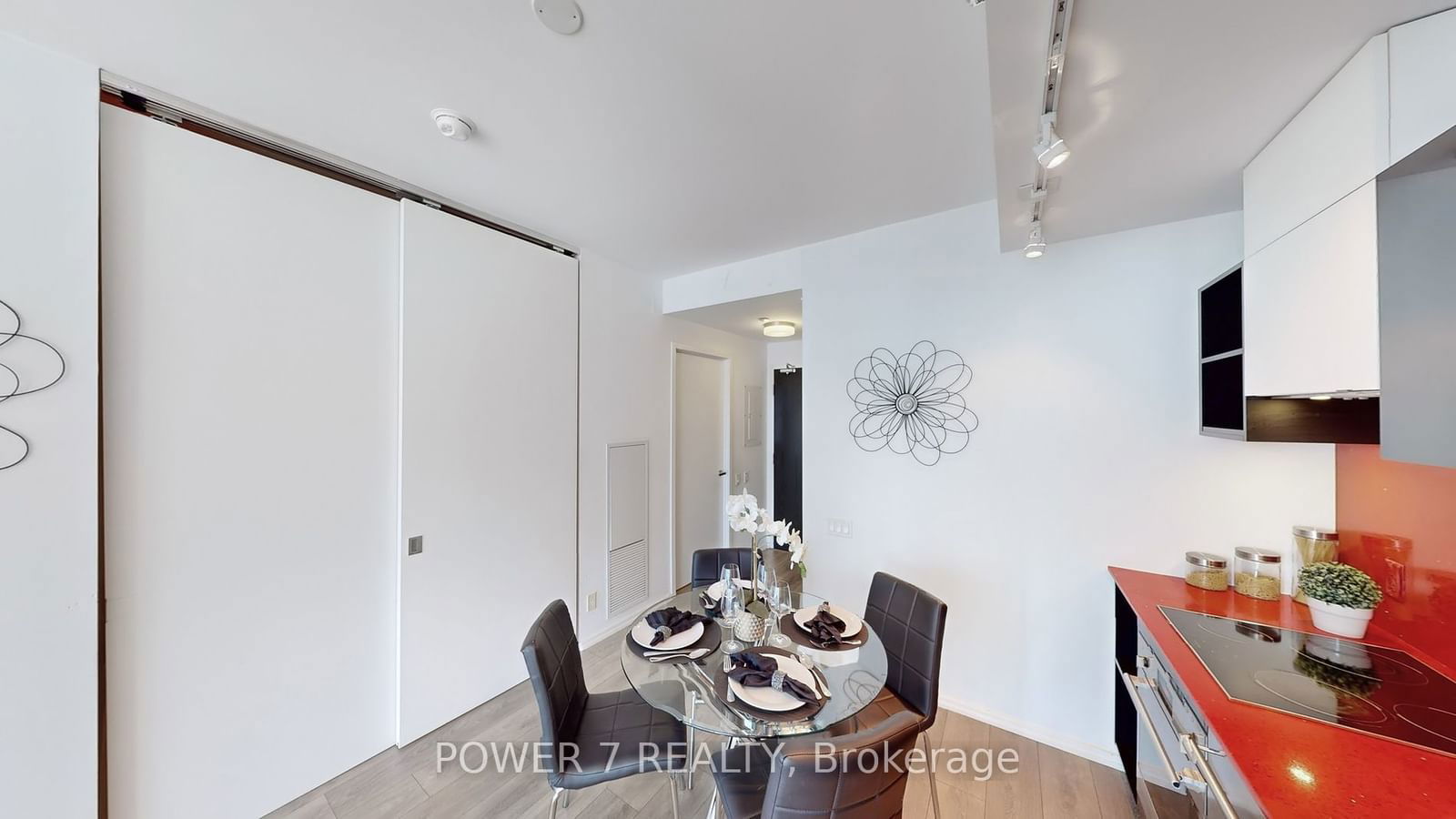 125 Peter St, unit 3111 for rent