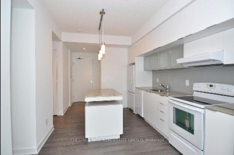 110 Charles St E, unit 2805 for rent