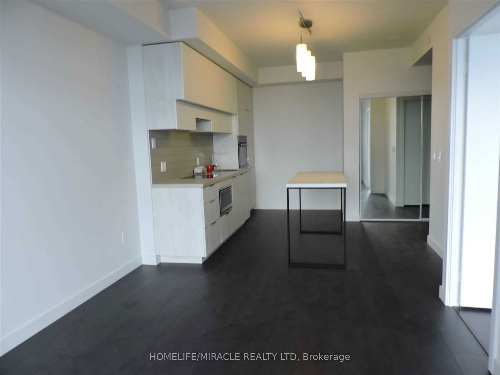 8 Eglinton Ave E, unit 1406 for rent