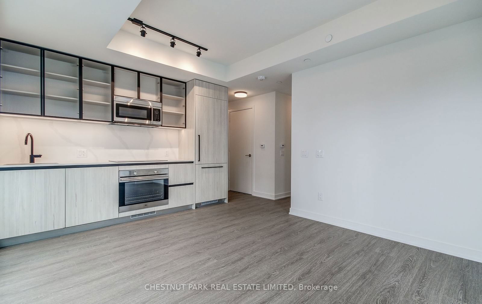 425 Front St E, unit 717 for rent